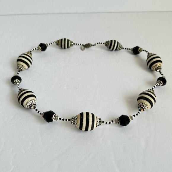 Vendome Necklace Vintage Black & White Stripe Bead Beaded Retro Mod 60s Signed - Picture 4 of 13